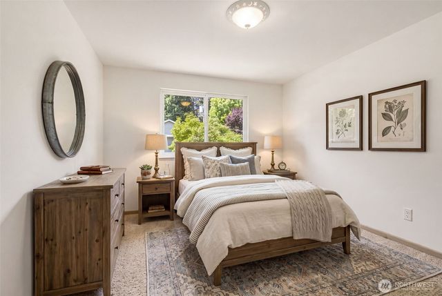 7612 135th Place NE, Redmond, WA 98052