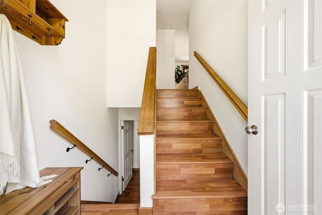 7612 135th Place NE, Redmond, WA 98052