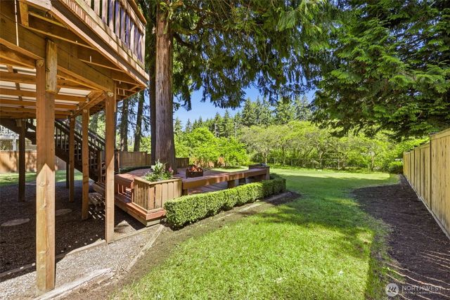 7612 135th Place NE, Redmond, WA 98052