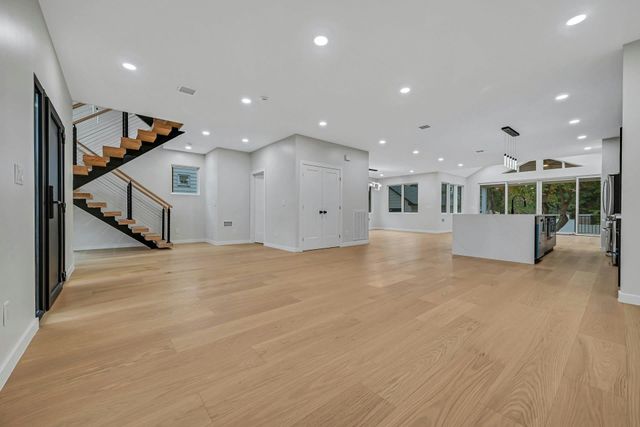 188 WASHINGTON AVE, Rutherford, NJ 07070
