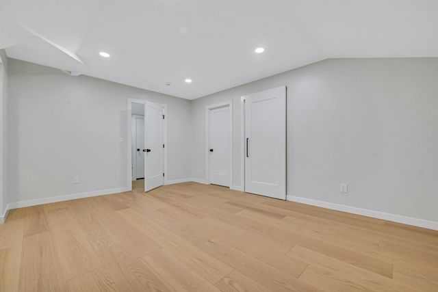 188 WASHINGTON AVE, Rutherford, NJ 07070