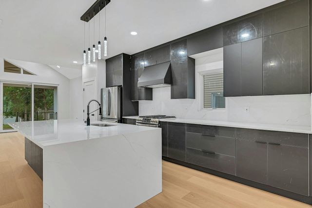 188 WASHINGTON AVE, Rutherford, NJ 07070
