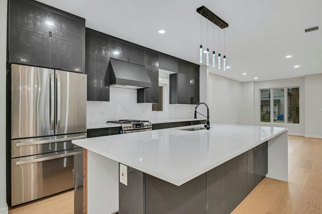 188 WASHINGTON AVE, Rutherford, NJ 07070