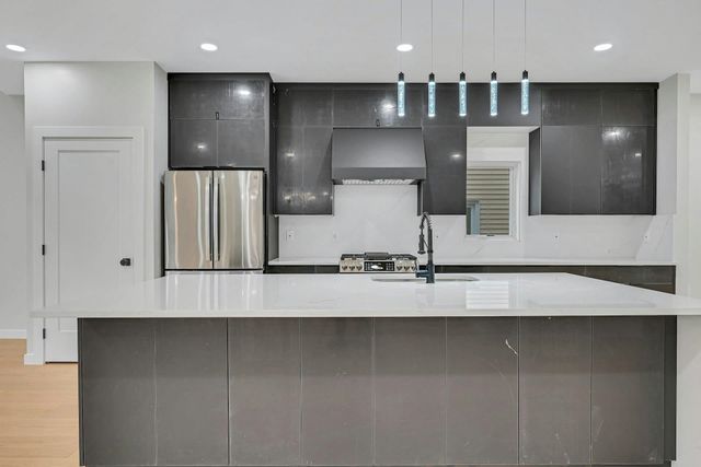 188 WASHINGTON AVE, Rutherford, NJ 07070