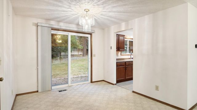 10624 N Humboldt Dr, Spokane, WA 99218