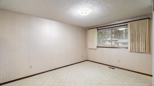 10624 N Humboldt Dr, Spokane, WA 99218