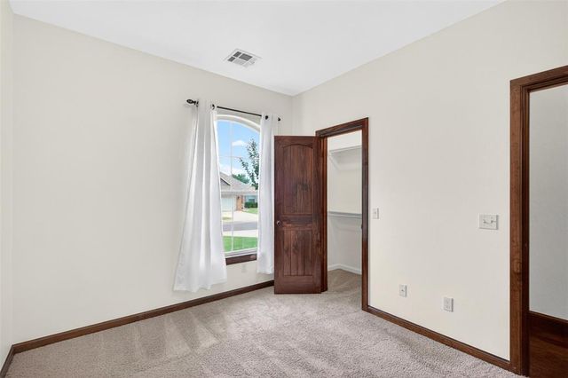 16404 Iron Fire Court, Edmond, OK 73013