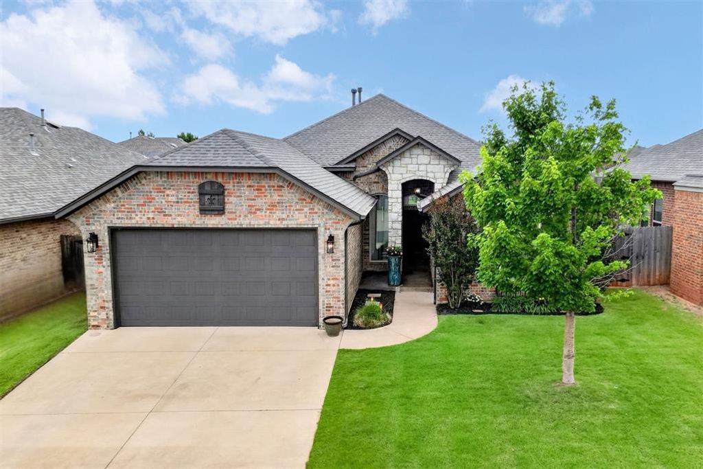 16404 Iron Fire Court, Edmond, OK 73013