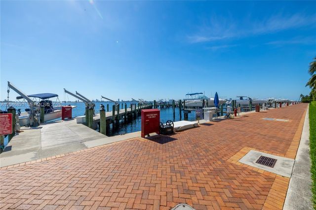2000 Towerside Ter 1910, Miami, FL 33138