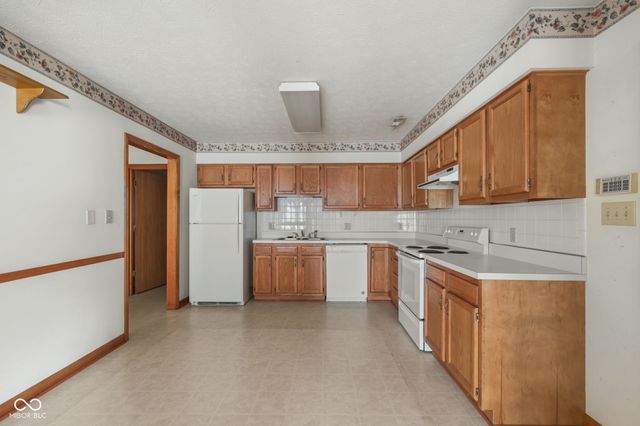 6712 S New Jersey Street, Indianapolis, IN 46227