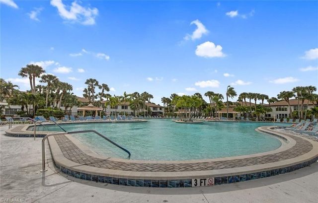3400 FROSTY WAY # 5, Naples, FL 34112