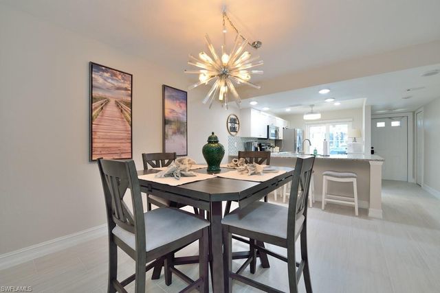 3400 FROSTY WAY # 5, Naples, FL 34112