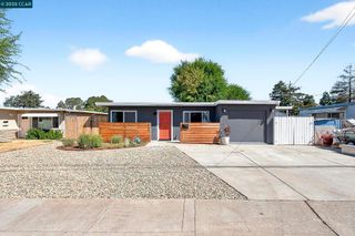 952 Patrick Dr, Pinole, CA 94564