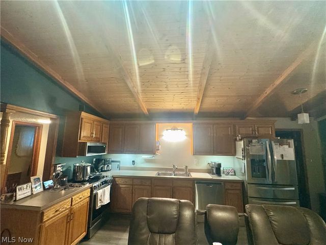 407 Edgewood Drive, Marietta, OH 45750