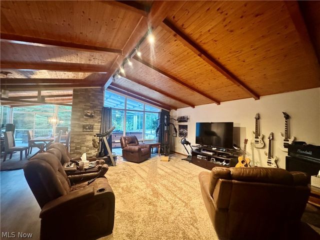 407 Edgewood Drive, Marietta, OH 45750