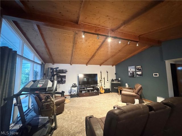 407 Edgewood Drive, Marietta, OH 45750
