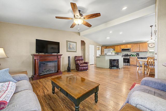 637 S 96TH Street, Mesa, AZ 85208