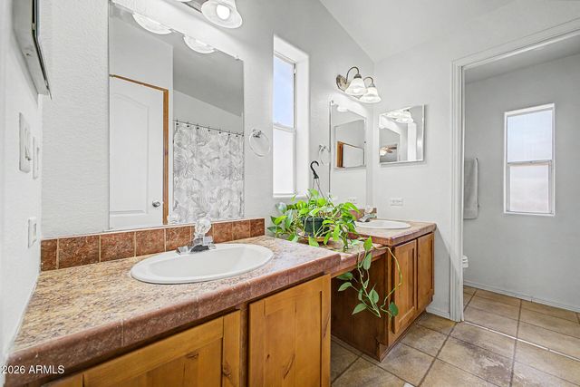 637 S 96TH Street, Mesa, AZ 85208