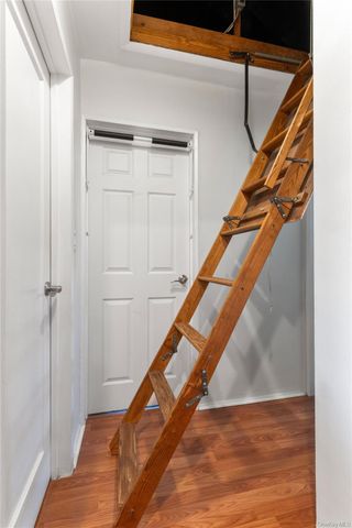 249-31 64th Avenue 2, Little Neck, NY 11362