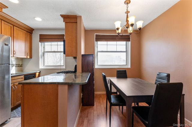 249-31 64th Avenue 2, Little Neck, NY 11362