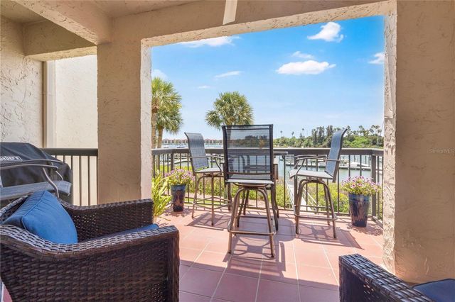 150 MARINA BAY DRIVE, New Smyrna Beach, FL 32169