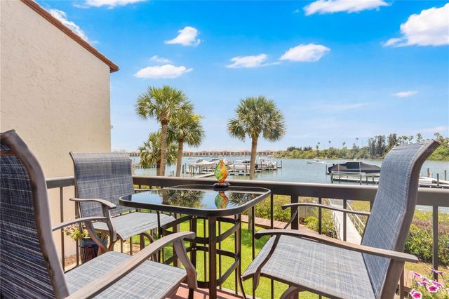 150 MARINA BAY DRIVE, New Smyrna Beach, FL 32169