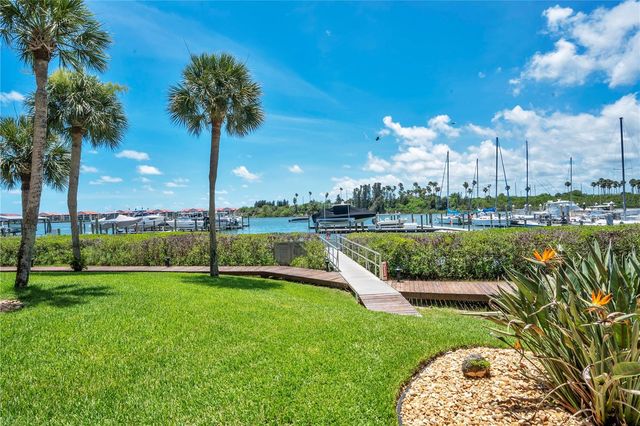 150 MARINA BAY DRIVE, New Smyrna Beach, FL 32169