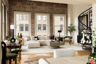 253 S Broadway 504, Los Angeles, CA 90012