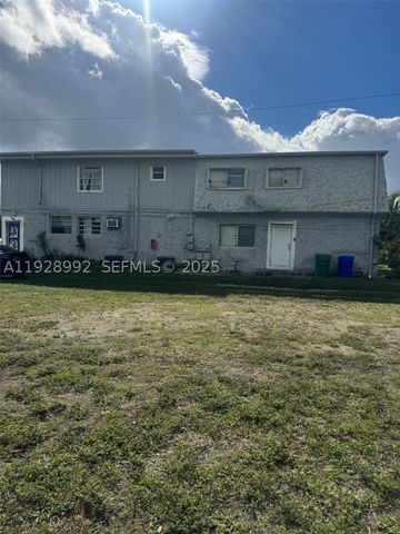 1410 SW 44th Ave 1-5, Fort Lauderdale, FL 33317