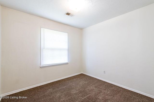 3503 Medford Ct, Louisville, KY 40218