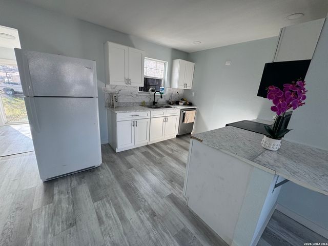 710 sterling, San Antonio, TX 78220