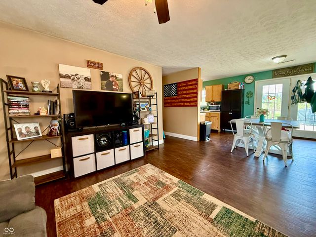 485 W Choctaw Trail, Greensburg, IN 47240