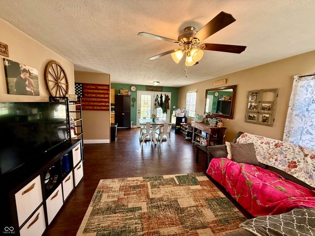 485 W Choctaw Trail, Greensburg, IN 47240