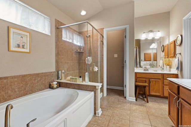 24720 Buck Crk, San Antonio, TX 78255