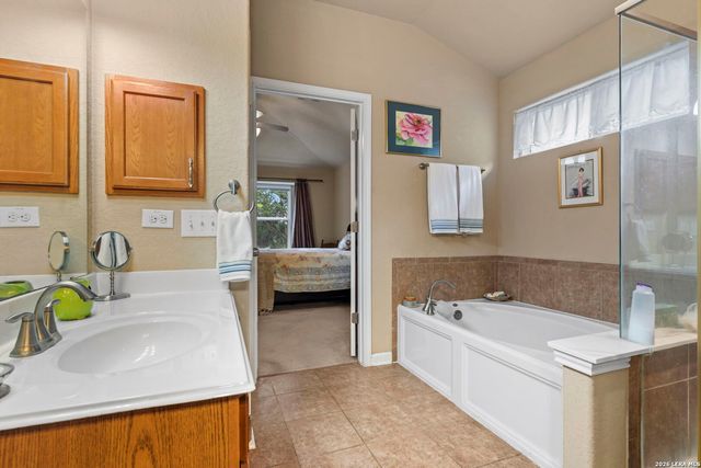 24720 Buck Crk, San Antonio, TX 78255