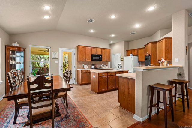 24720 Buck Crk, San Antonio, TX 78255