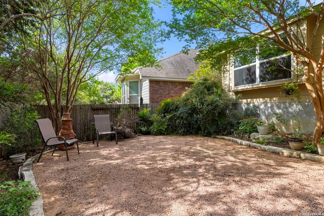 24720 Buck Crk, San Antonio, TX 78255