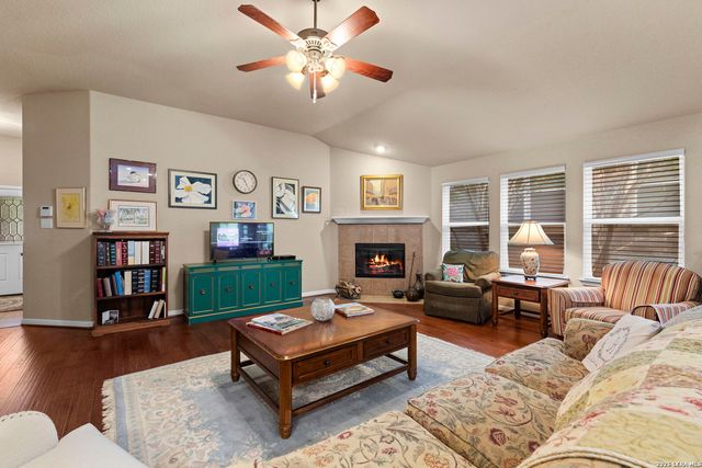 24720 Buck Crk, San Antonio, TX 78255