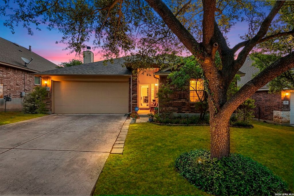 24720 Buck Crk, San Antonio, TX 78255