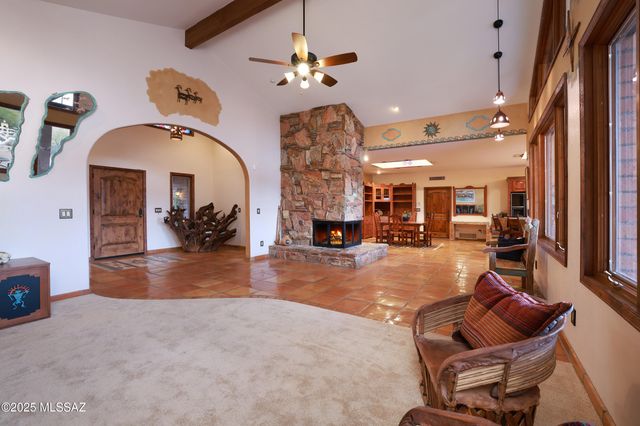 925 N Rancho Del Jefe Loop, Tucson, AZ 85748