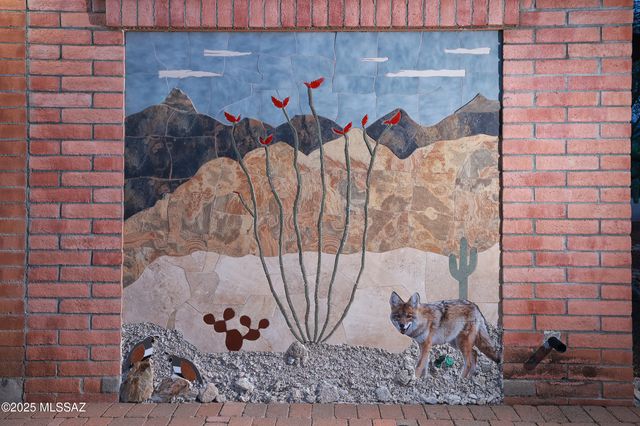 925 N Rancho Del Jefe Loop, Tucson, AZ 85748