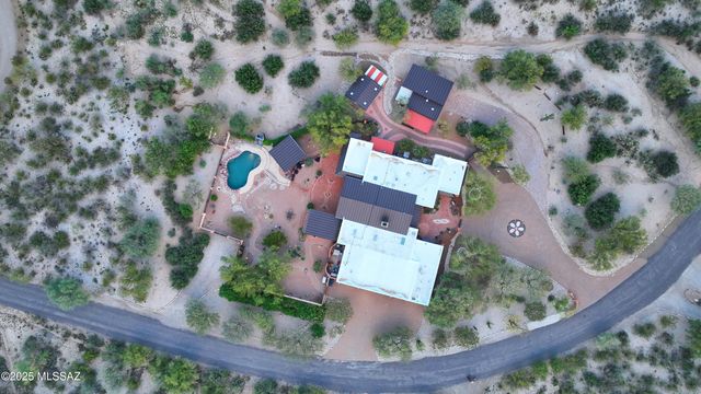 925 N Rancho Del Jefe Loop, Tucson, AZ 85748