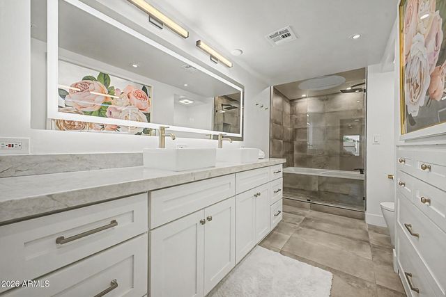 7123 E BUENA TERRA Way, Paradise Valley, AZ 85253