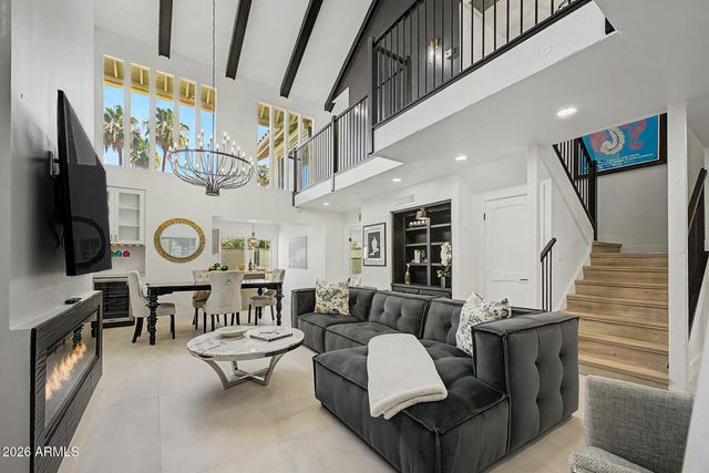 7123 E BUENA TERRA Way, Paradise Valley, AZ 85253