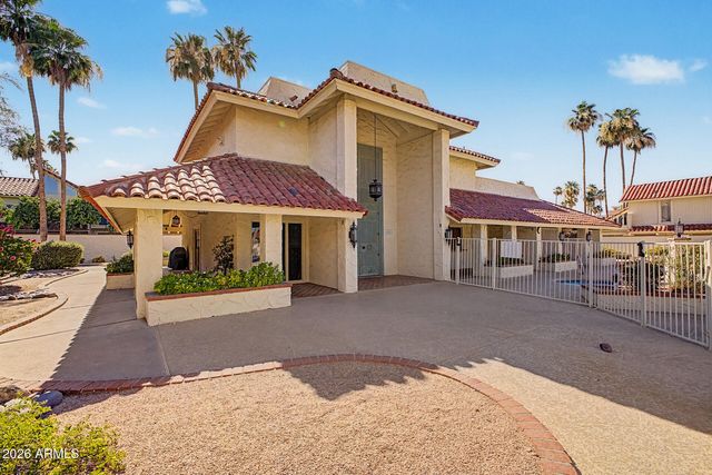 7123 E BUENA TERRA Way, Paradise Valley, AZ 85253