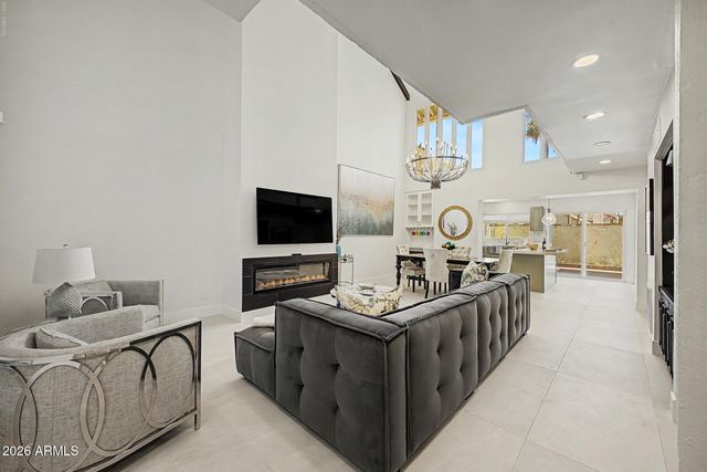 7123 E BUENA TERRA Way, Paradise Valley, AZ 85253