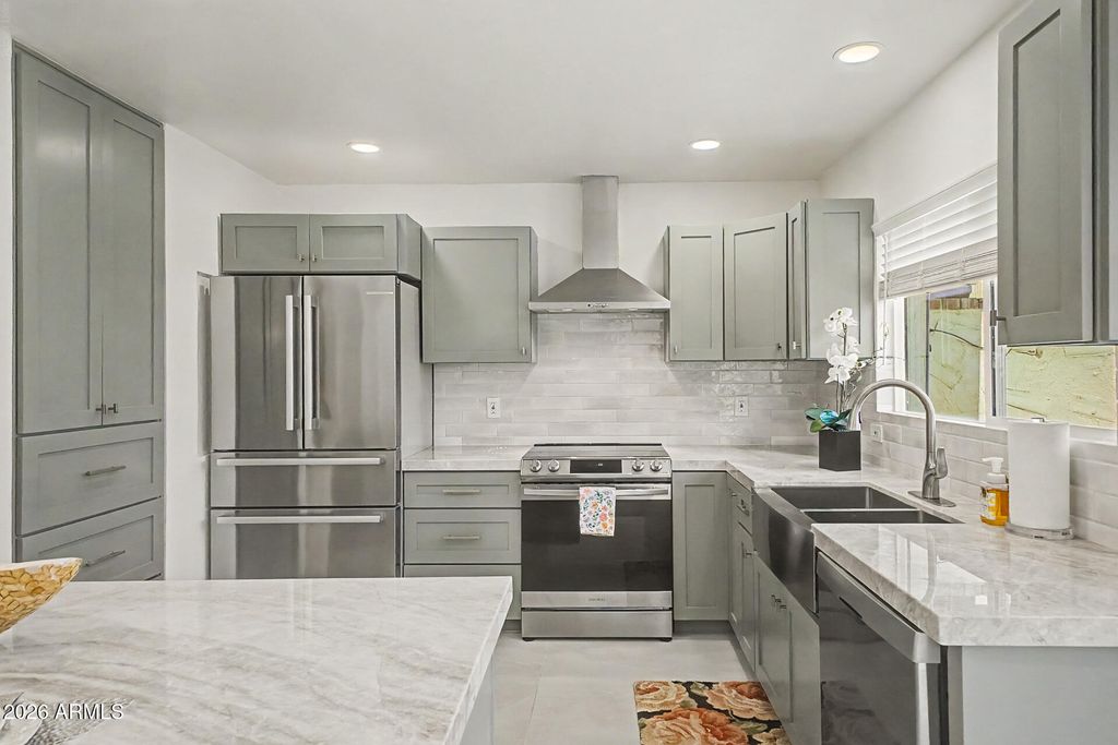 7123 E BUENA TERRA Way, Paradise Valley, AZ 85253 — photo 3