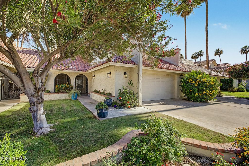 7123 E BUENA TERRA Way, Paradise Valley, AZ 85253 — photo 4