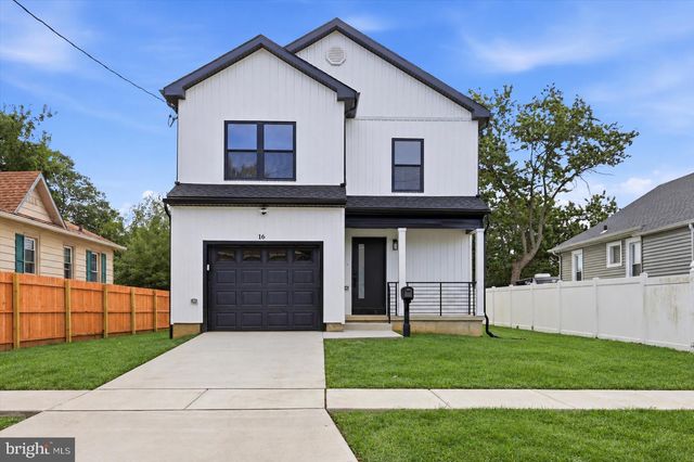 16 STITES AVE, Gloucester City, NJ 08030