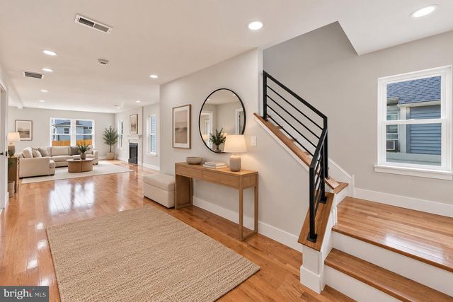 16 STITES AVE, Gloucester City, NJ 08030